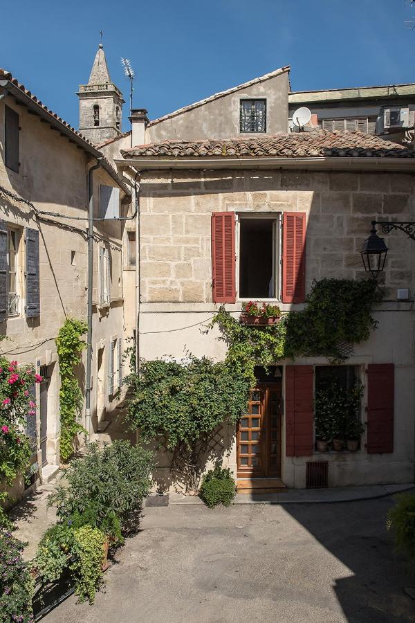 Arles Maison Petite Roquette Et Garage Экстерьер фото